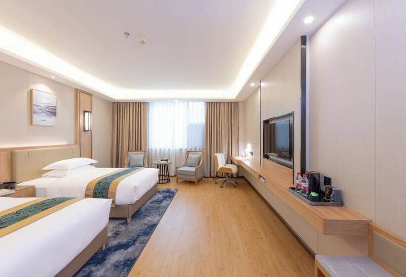 Отель Garden Holiday