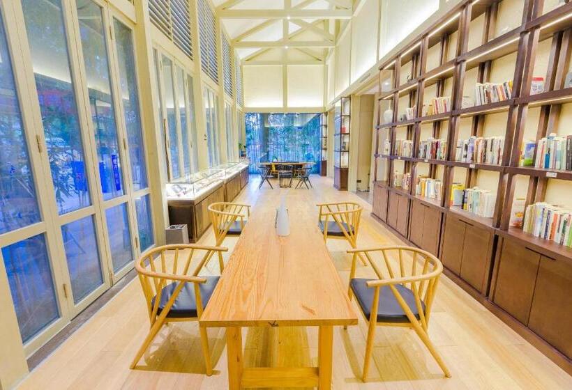 Atour Hotel Hailian Fuzhou