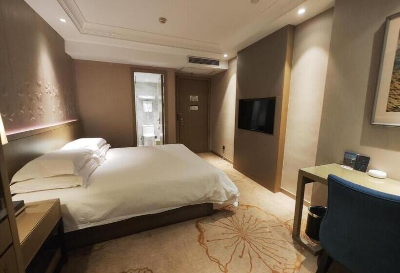 فندق Byland Star