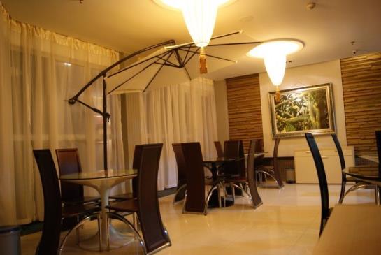 Отель Happy Inn