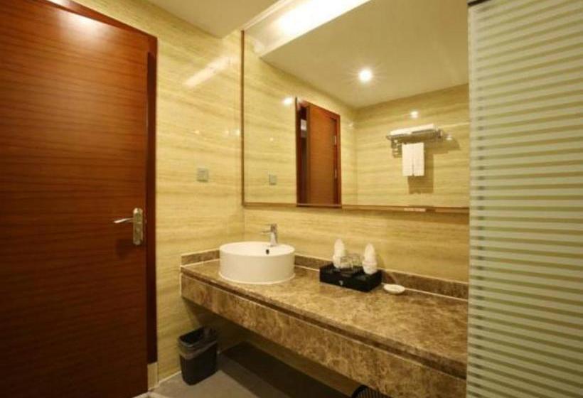 Отель Jinmandi International