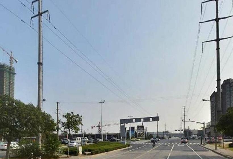 汽车旅馆  Home Inn Plus Kunshan Qianjin West Road Hongqiao