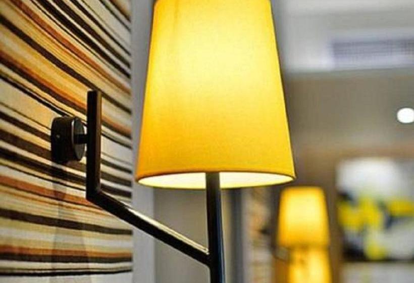 モーテル Home Inn Plus Kunshan Qianjin West Road Hongqiao