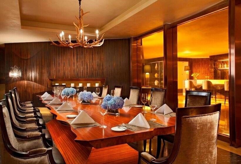 Sheraton Qingyuan Lion Lake Resort