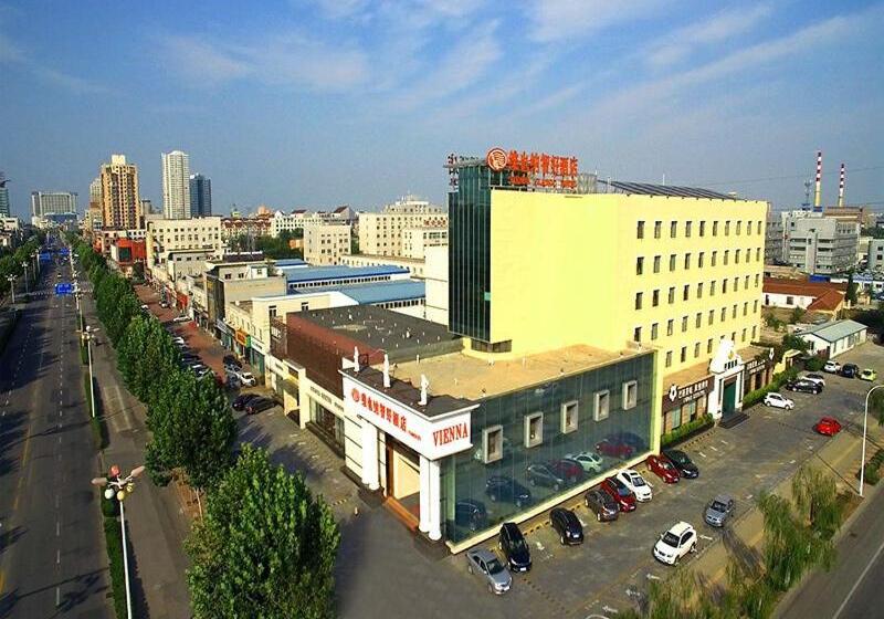 Vienna Hotel Shandong Yantao Golden Beach Taishan Road