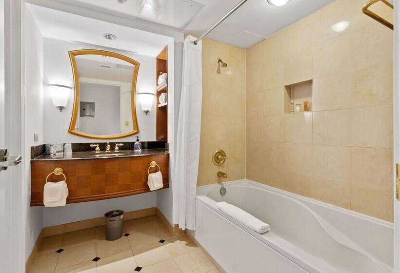هاستل Beachfront Double Queen Hotel Cozysuite