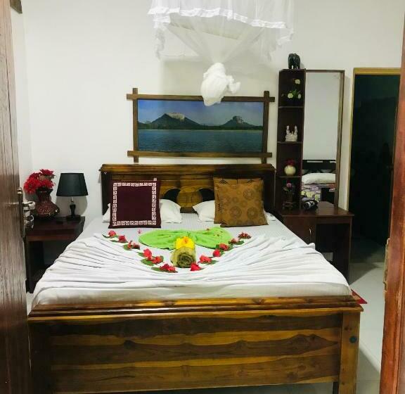 Another Night Hostel