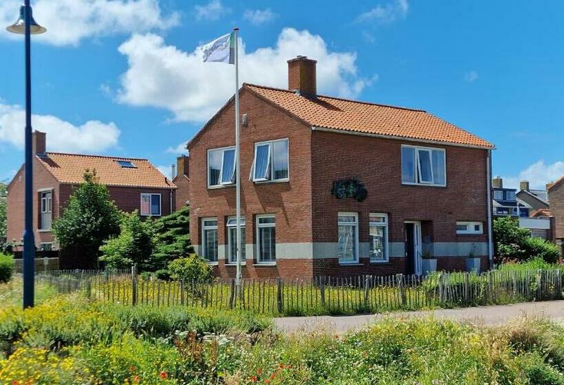 Bed And Breakfast Het Bureau Texel