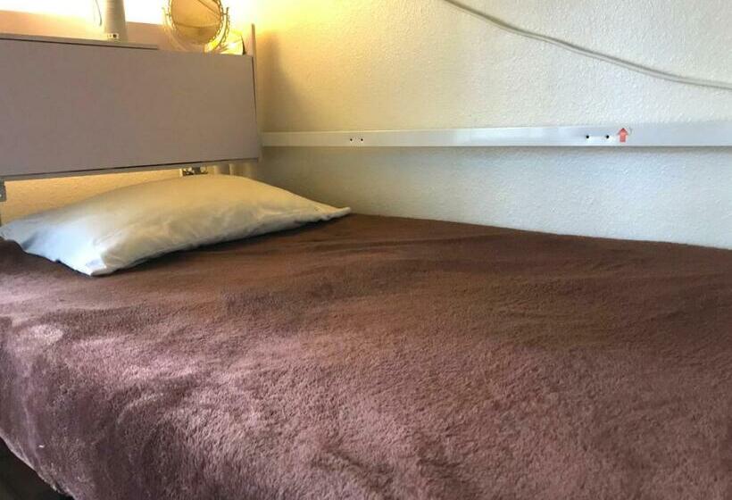 민박 Lydia Enoch Sweet Family