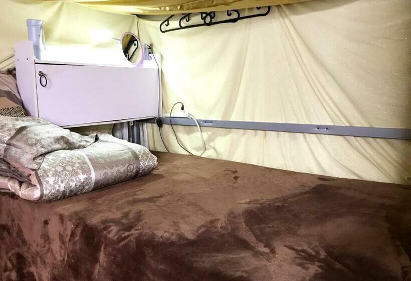 민박 Lydia Enoch Sweet Family