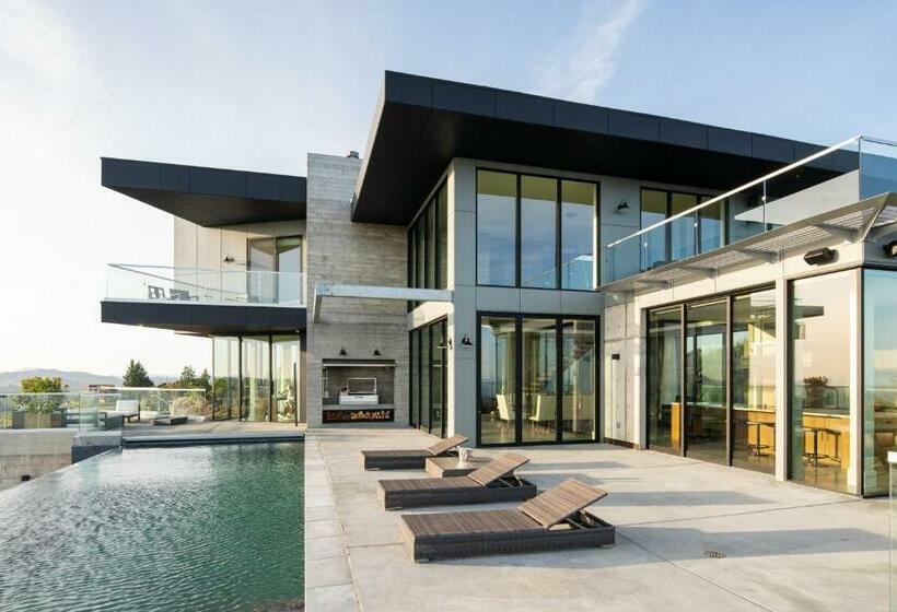 Belleza By Avantstay Hilltop Mansion W Pool Panoramic Views Ultra Modern Interior