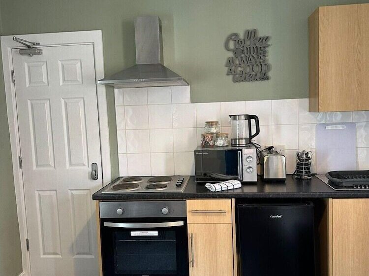 Blackpool Abode   Vance Road Star House