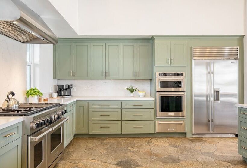 Buena Vista By Avantstay Massive Outdoor Oasis W/ Pool, Spa & Firepit!