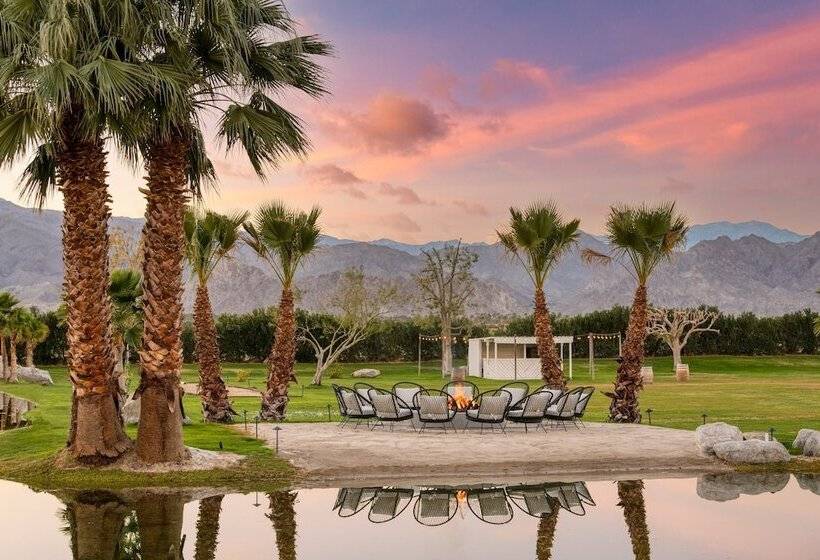 Buena Vista By Avantstay Massive Outdoor Oasis W/ Pool, Spa & Firepit!