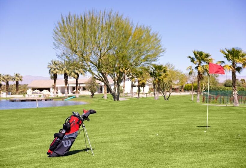 Buena Vista By Avantstay Massive Outdoor Oasis W/ Pool, Spa & Firepit!