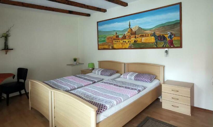 膳宿费 Das Sofa Restaurant Hotel Spätkauf