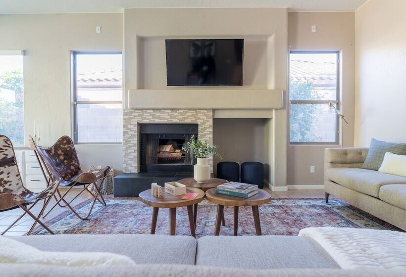 Dwight By Avantstay Blissful Serene Oasis Pool Firepit Entertainers Patio