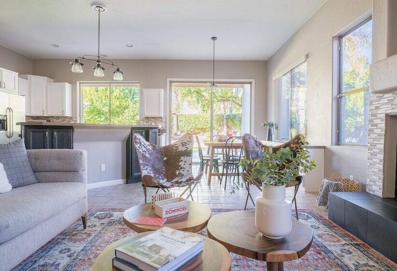 Dwight By Avantstay Blissful Serene Oasis Pool Firepit Entertainers Patio