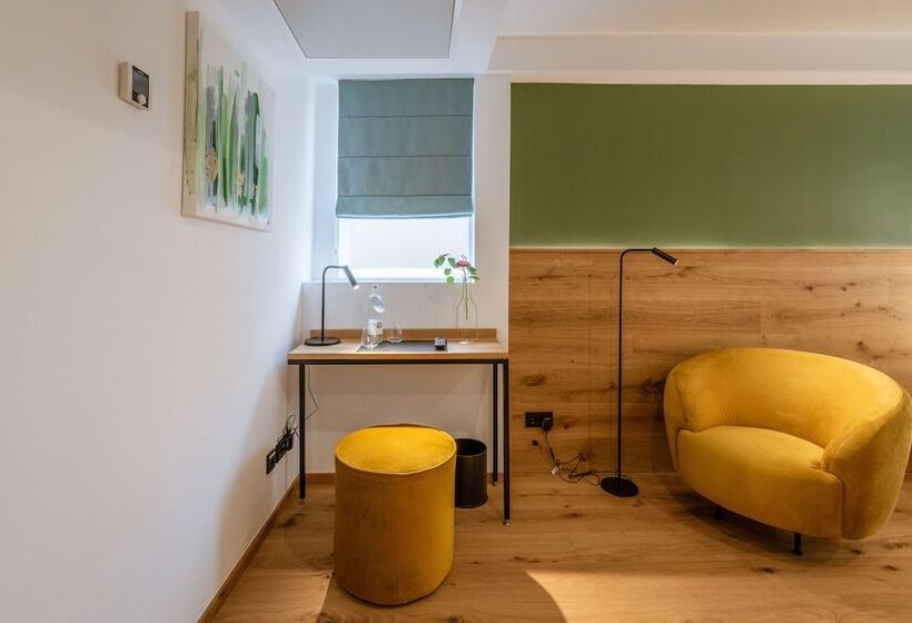 ホテル Das Hochrein