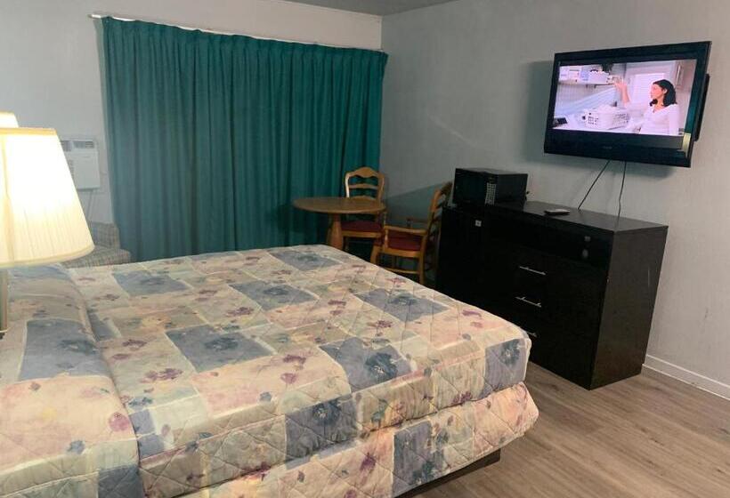 호텔 Executive Inn