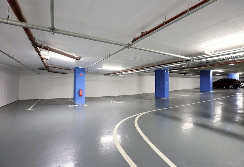 Grand Plaza Hotel & Congress Center