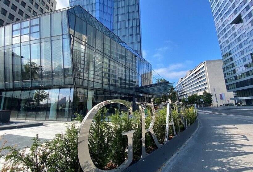 Grand Plaza Hotel & Congress Center