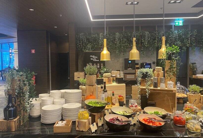 Grand Plaza Hotel & Congress Center