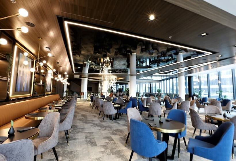 Grand Plaza Hotel & Congress Center