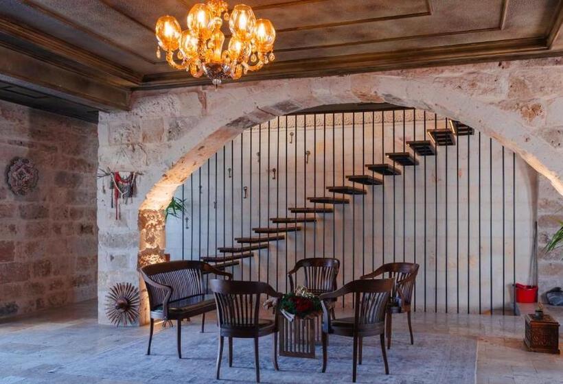 هتل La Fairy Cappadocia Adult Only
