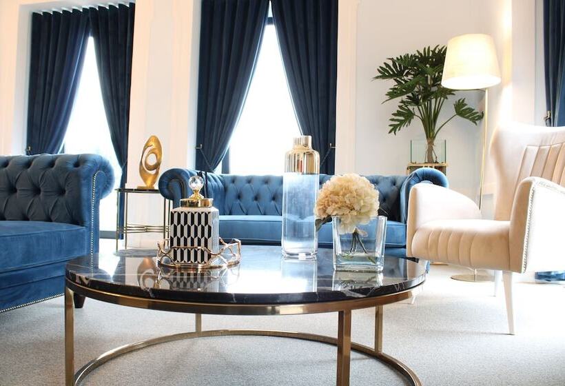 Отель Portalegre Palace