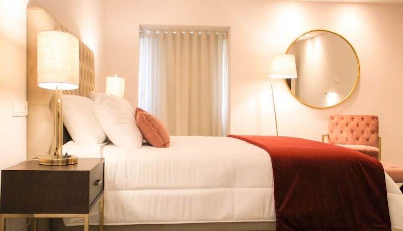 Отель Portalegre Palace