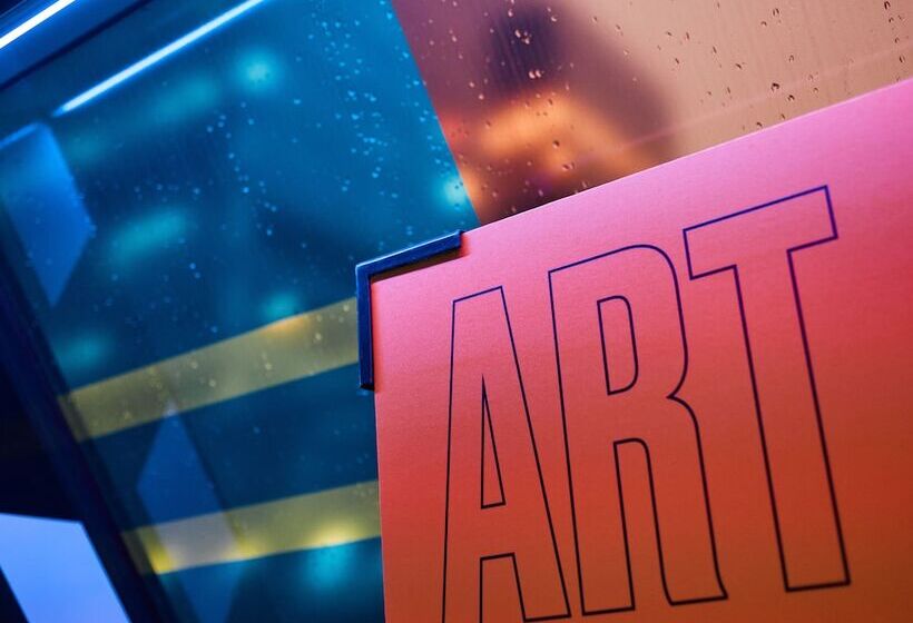 בית מלון כפרי Tribe London Canary Wharf