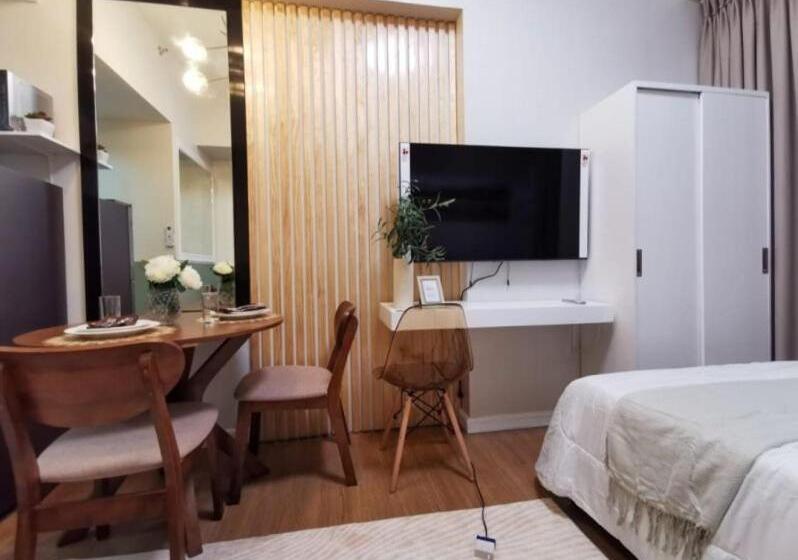 Lifestyle At The Loop Towers Condotel