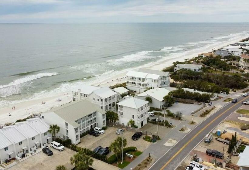 Marlin By Avantstay Beachfront Mansion W 10 Bdrs Multiple Living Spaces Kitchens