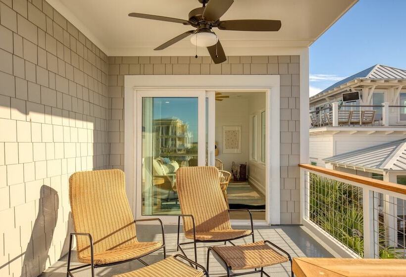 Ocean S Eye By Avantstay Beach Front Home W/ Roof Top, Pool & Putting Green!