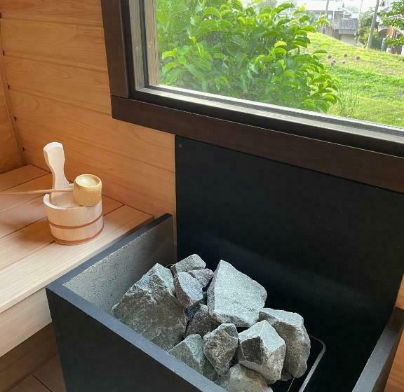 بنسيون 淡路島でサイコーのととのうを体験出来るサウナ宿たんざ二種類のフィンランドサウナを体験できます