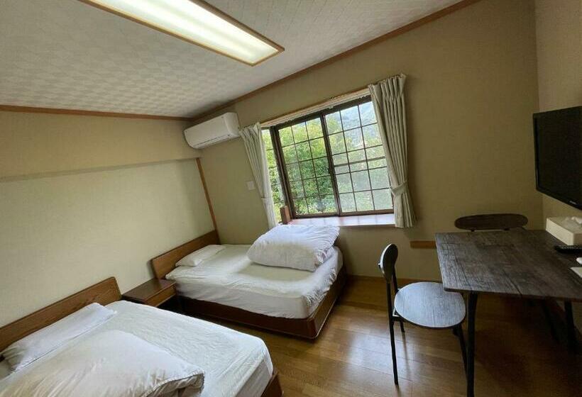 پانسیون 貸切温泉風呂付 ゲストハウス璃洛 りらく  石和温泉 日本式宿 健康朝食付