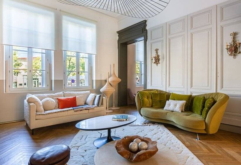 ペンション La Maison Mulato