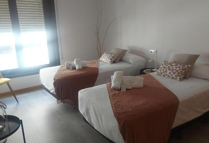 پانسیون New J&j Hostel