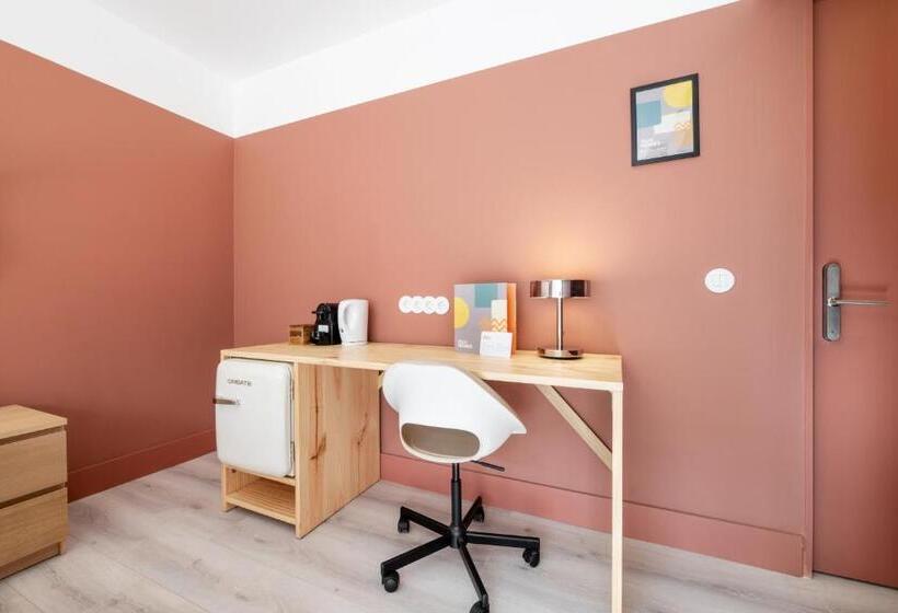 膳宿费 Rainbow Suites By Olala Homes