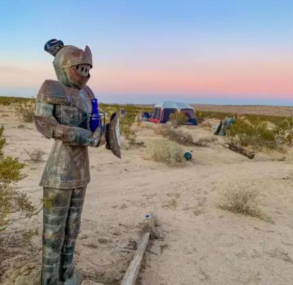 פנסיון Room In Bungalow Simply Camping This Is A Camp Site, Bring Your Own Tent