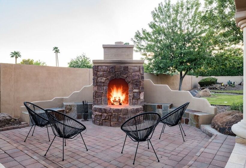 Primrose By Avantstay Extravagant Desert Estate W Theater Pool