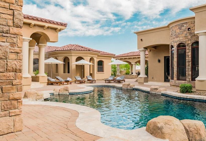 Primrose By Avantstay Extravagant Desert Estate W Theater Pool