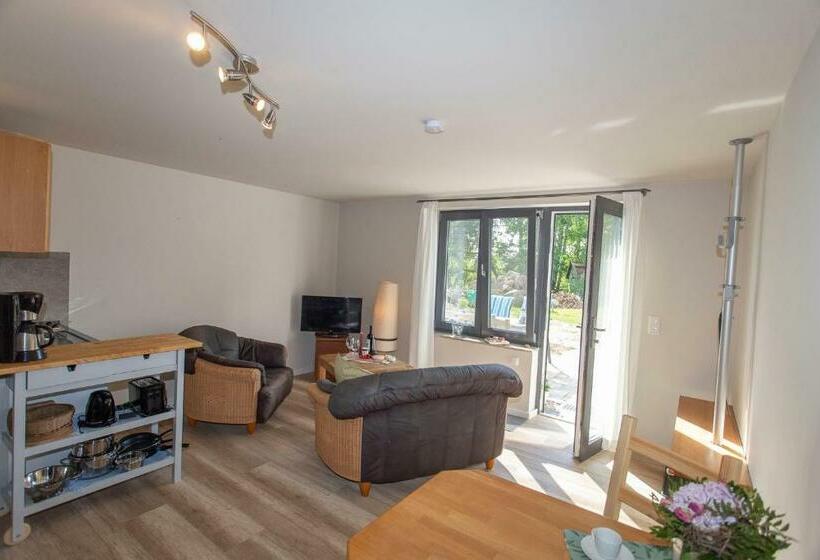 Strandgut Und Feuerstein