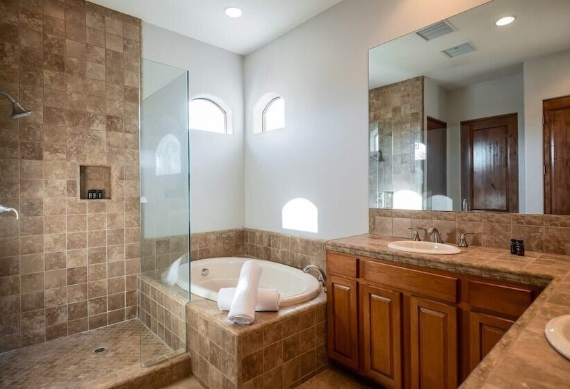 Villa Verbena By Avantstay Expansive Estate W B Ball Court Poolspa Entertainers Yard