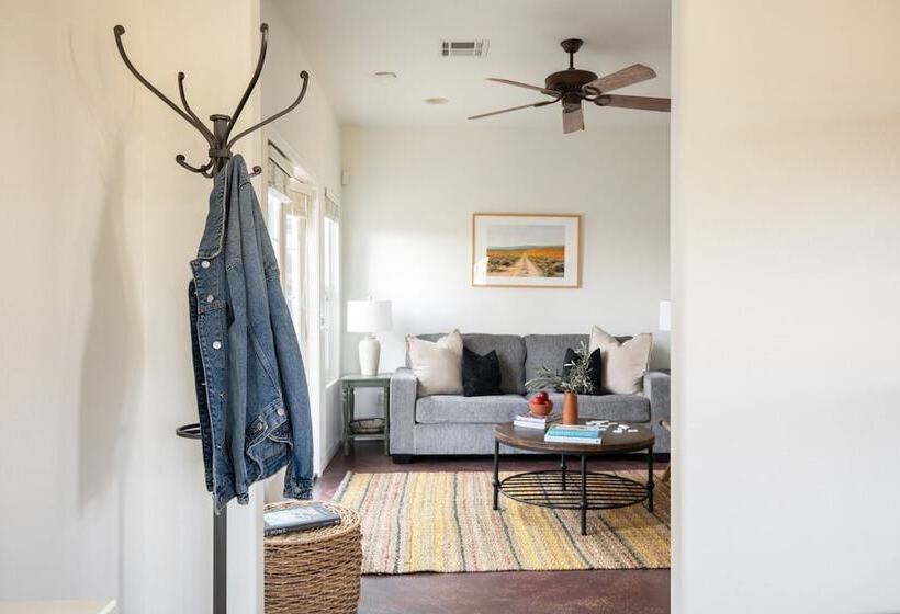 Villa Verdot By Avantstay Spectacular 6 Br Estate W Pool, Hot Tub, Tennis& B Ball Courts