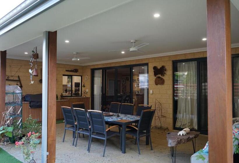 Wren Rise Bed & Breakfast