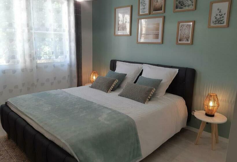 민박 Maison Du Val Du Loup