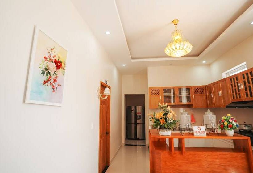 تختخواب و صبحانه Soho Inn