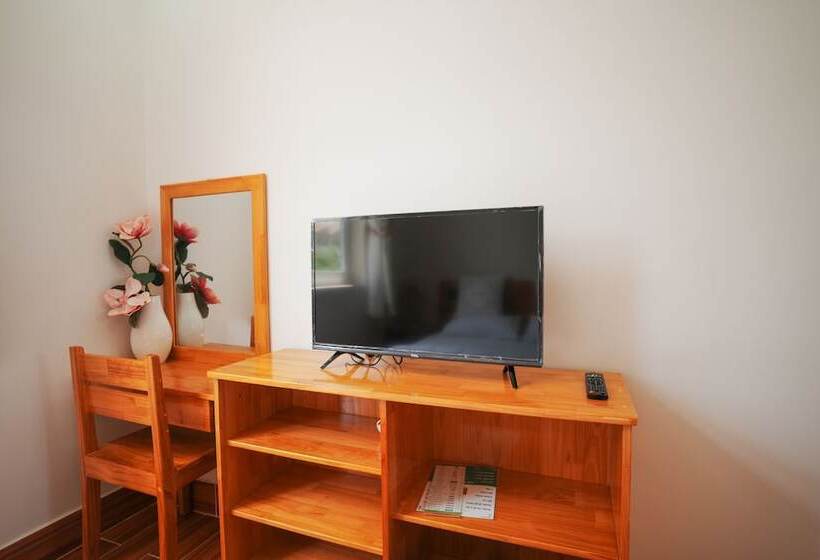 تختخواب و صبحانه Soho Inn